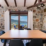 Azure Holiday home *